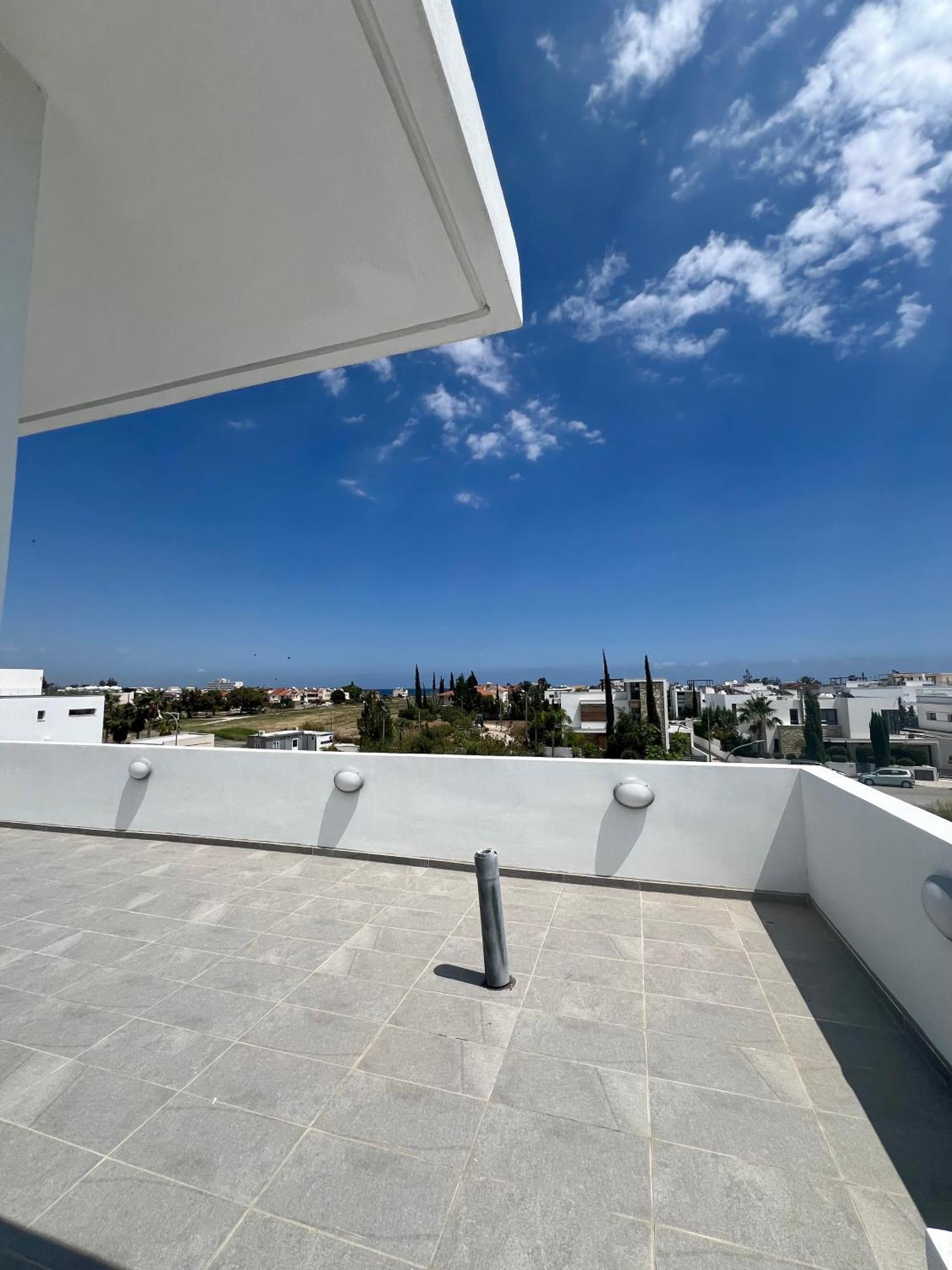 Hubstay - Seaview Villa Oriana In Larnaca, 10 Min Walk To The Beach Exterior photo