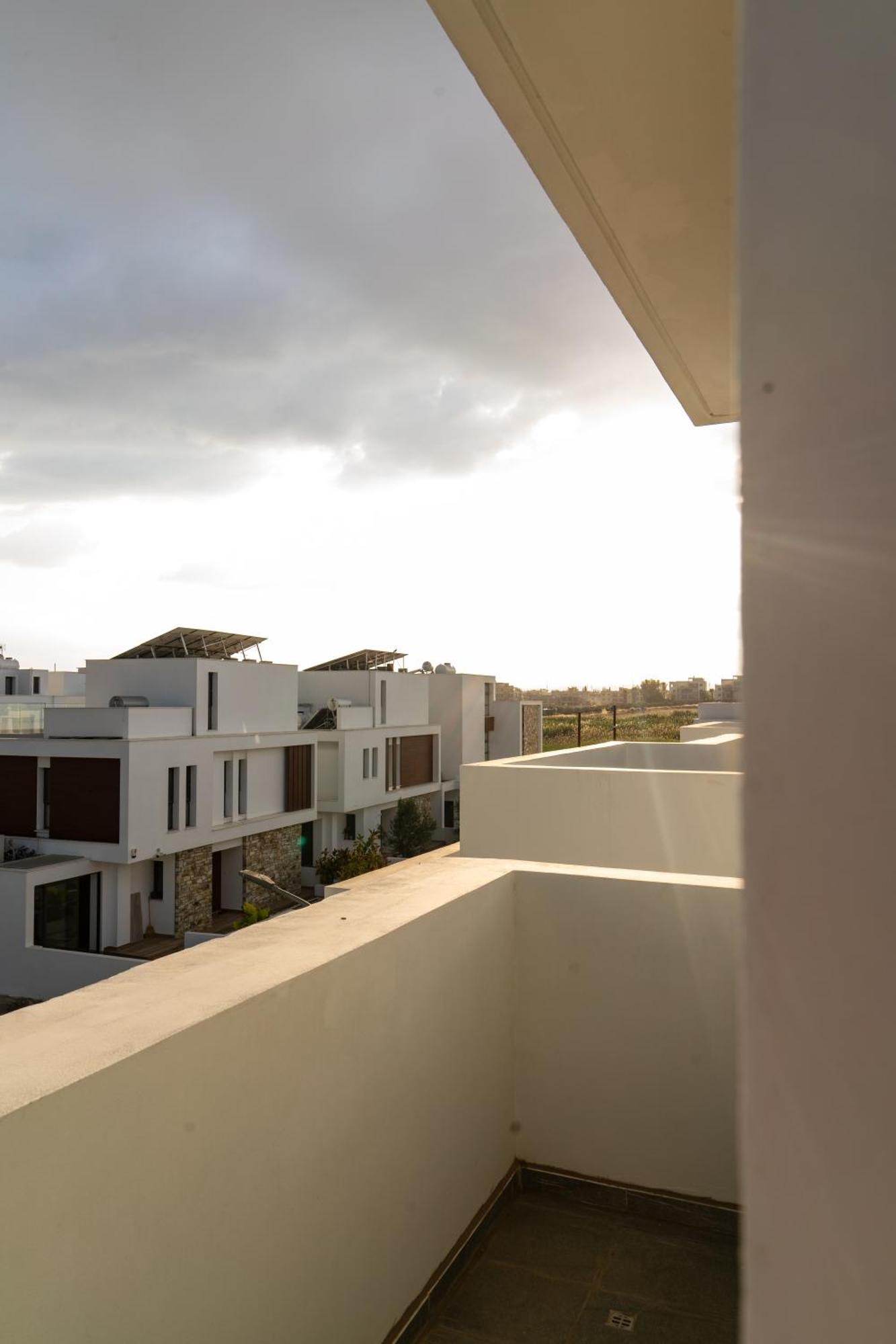 Hubstay - Seaview Villa Oriana In Larnaca, 10 Min Walk To The Beach Exterior photo